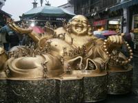 Buddha im Zentrum von Hanzhou