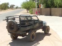 0097 Wüstenferrari in der Kalahari