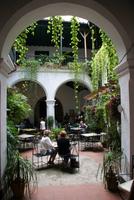 Blick in den Innenhof des Hotel Valencia