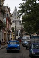 Blick auf das Capitolio mit Oldtimer