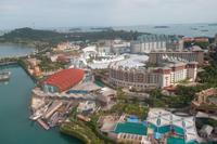 Blick aus der Seilbahn auf Sentosa