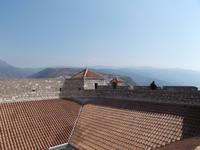 Burg Nehaj, Wehrgang