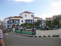 Santiago de Cuba - das Rathaus am Parque de Cespedes