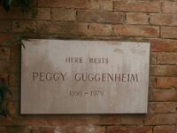 im Guggenheim Museum Venedig