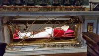 Papst Johannes XIII exponiert im Petersdom