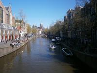 Eine der Grachten in Amsterdam