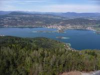 Blick auf Pörtschach am Wöthersee.
