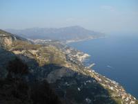 Ausblick vom Castello Lauritano zur Amalfiküste