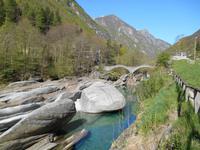 Verzascatal (Ponte dei Salti - Römerbrücke)