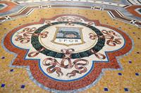0191 Mailand, Mosaik in der Galleria Vittorio Emanuele II