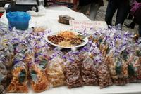 0382 Dubrovnik, Marktplatz, Feigen