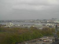 Ausblick von der 15. Etage des Radisson BLU Hotels auf die Außenalster 