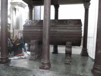 Sarg des Stauferkaisers Friedrich II.,