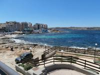 Hafen von Qawra in Malta