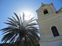 Wer auf so unruhigen Boden lebt, kann jeden Schutz gebrauchen3.