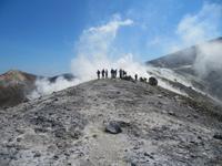 An den Fumarolen vom Vulcano.