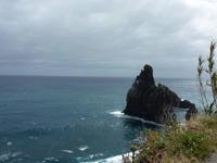 Fensterfelsen an der Nordküste Madeiras