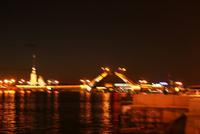 St. Petersburg bei Nacht