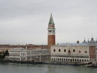 377 Kreuzfahrt AIDAvita - Adria - Einlaufen in Venedig - Blick zum Markusplatz