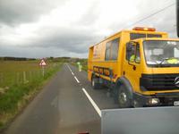 Straßenarbeiten und lebende Ampel in Nordirland