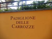 Marilisa führte uns zunächst in den Kutschenpavillion, einen sehr ruhigen Bereich des Museums