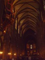 mächtiger Innenraum des Münsters