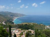 Blick von Taormina auf unser Hotel