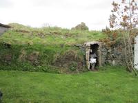 Erdhaus im Famine Village