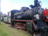 Die z.Z. defekte Dampflok der Schmalspurbahn