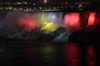 190Niagara Falls - Niagarafaelle bei Nacht