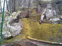 Heiliger Wald in Bomarzo, Flussgott mit Delphin