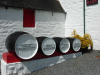 In solchen Fässern reift der Whisky in Edradour