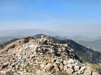 191 Auf dem Adelfoi des Madari 1612 m mit Blick zum Olympos