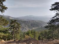 215 Blick über die Amiantos Mine zum Madari