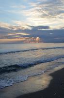 Sonnenuntergang am Strand vom Elias Beach Hotel
