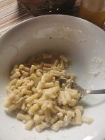 Hausgemachte Nudeln mit zypriotischem Käse