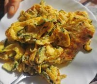 Zucchini mit Ei überbacken