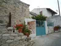 Weindorf im Trodos-Gebirge