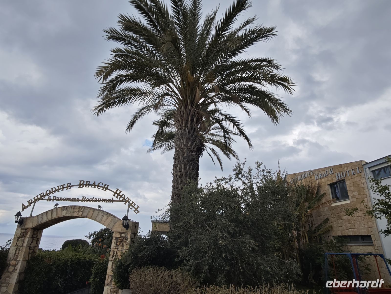 Hotelanlage in Latchi, Zypern &ndash; &copy;  (Eberhardt TRAVEL)
