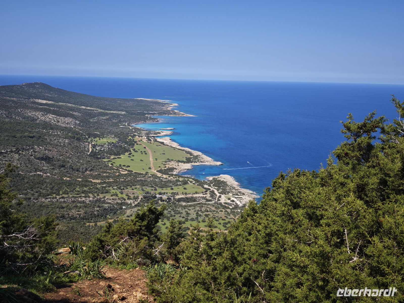 Blick auf die Akamas Halbinsel mit Blauer Lagune, Zypern &ndash; &copy;  (Eberhardt TRAVEL)
