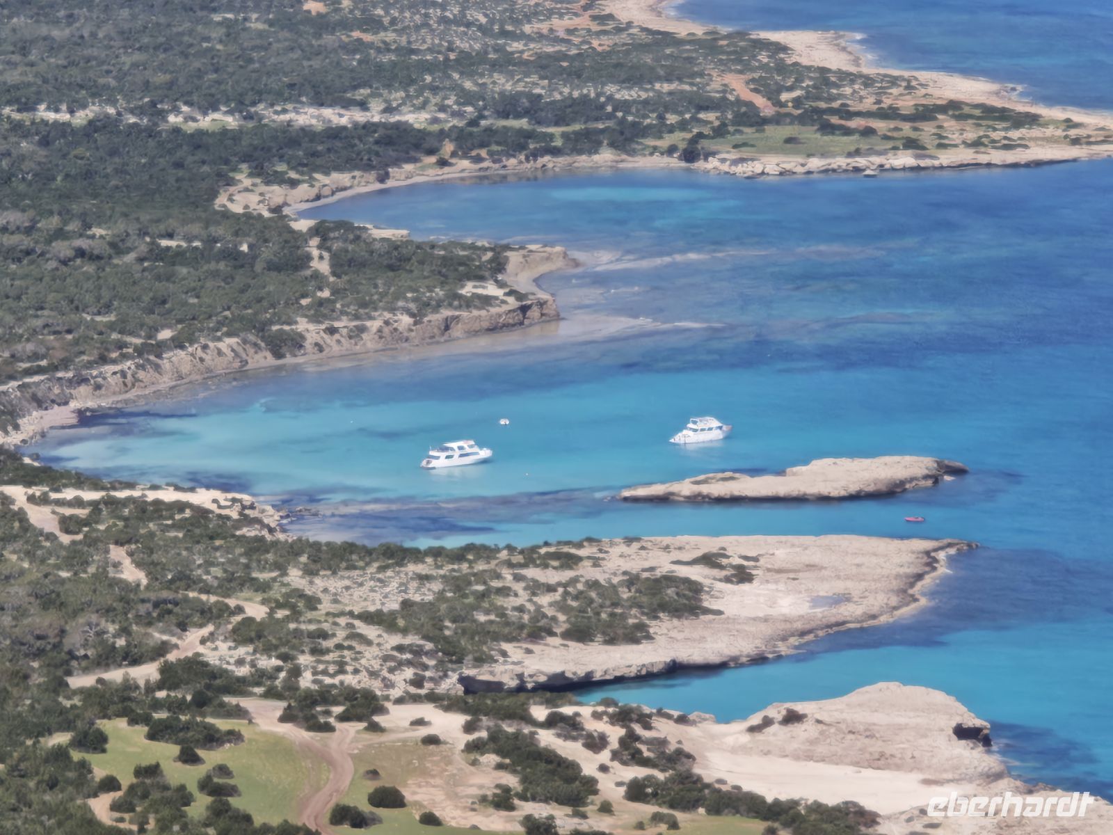 Blick auf die Akamas Halbinsel mit Blauer Lagune, Zypern &ndash; &copy;  (Eberhardt TRAVEL)