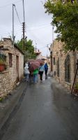 Regenspaziergang durch Lania &ndash; &copy; Geena Dutschmann (Eberhardt TRAVEL)
