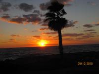 Blick vom Hotel auf das Meer bei Sonnenuntergang