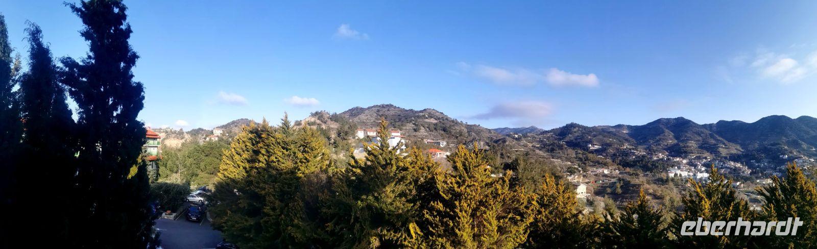 Blick vom Hotel aus ins Trodosgebirge